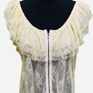 Miss USA Lace Top